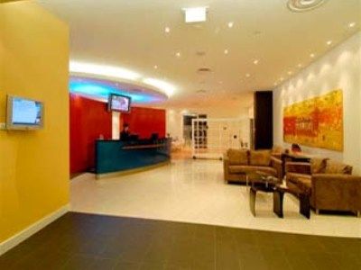 By Ihg