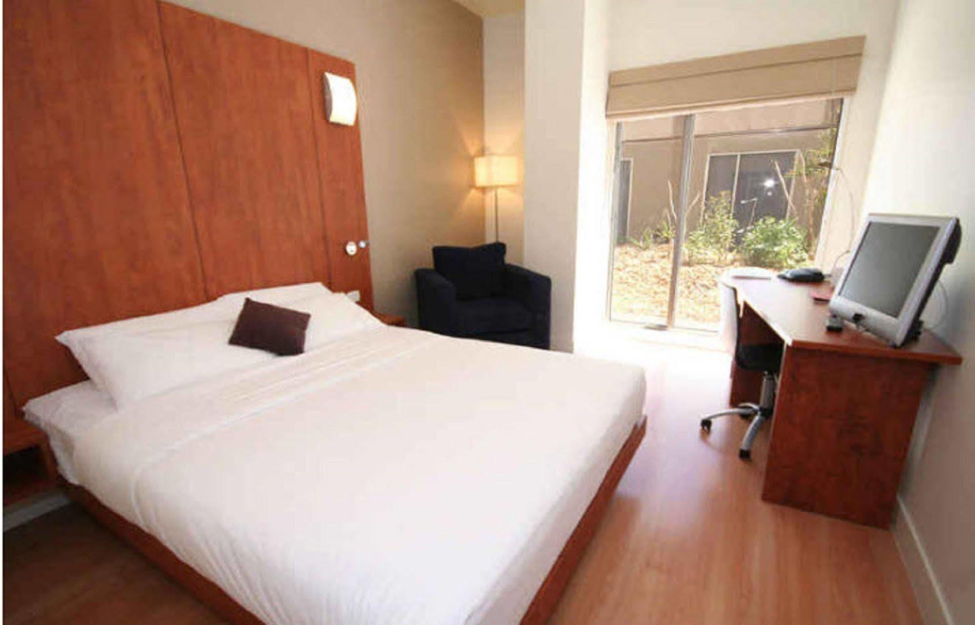 By Ihg 4* Dandenong
